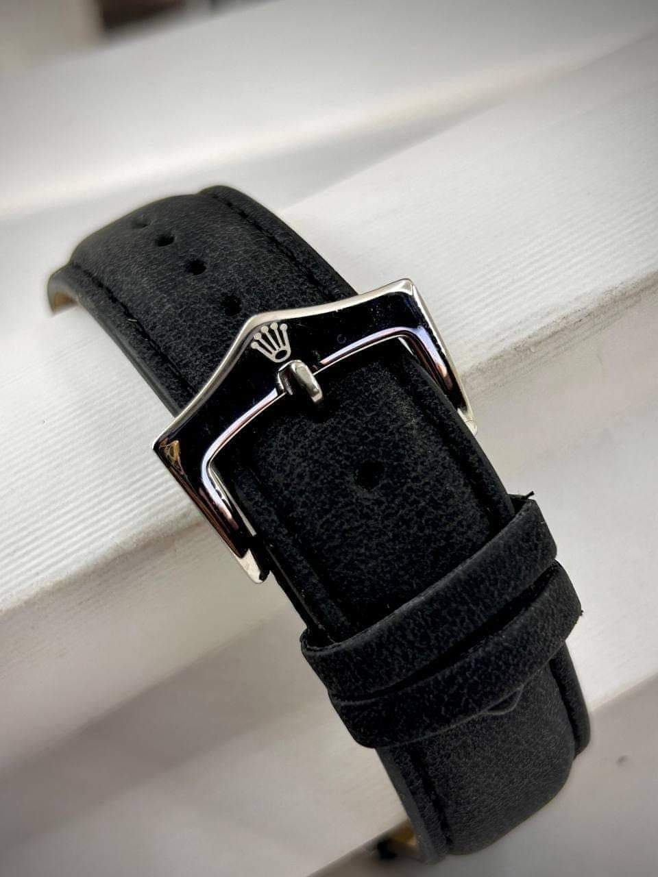 ساعة Rolex Leather Watch – Logo Hands Design لون اسود وهافان
