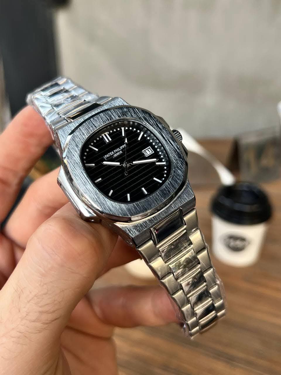 ساعة Patek Philippe_Date Display سيلفر ميناء اسود وابيض