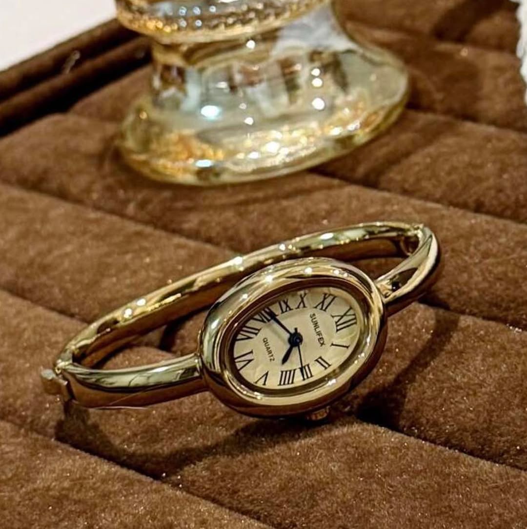 ساعة Cartier Women’s Bracelet Watch – لون جولد ميناء ابيض_جولد