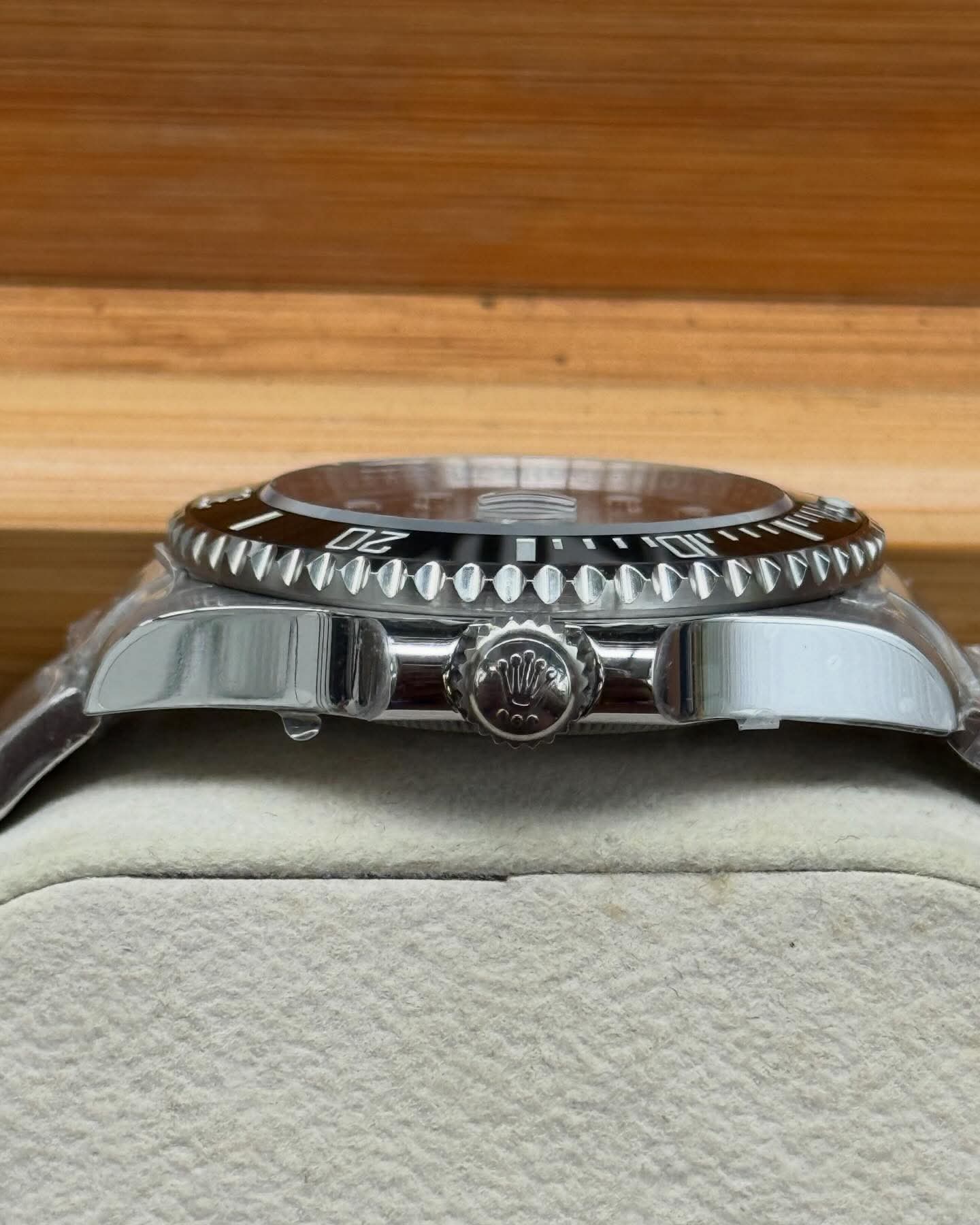ساعة Rolex Submariner سيلفر ميناء اسود _ازرق_اخضر