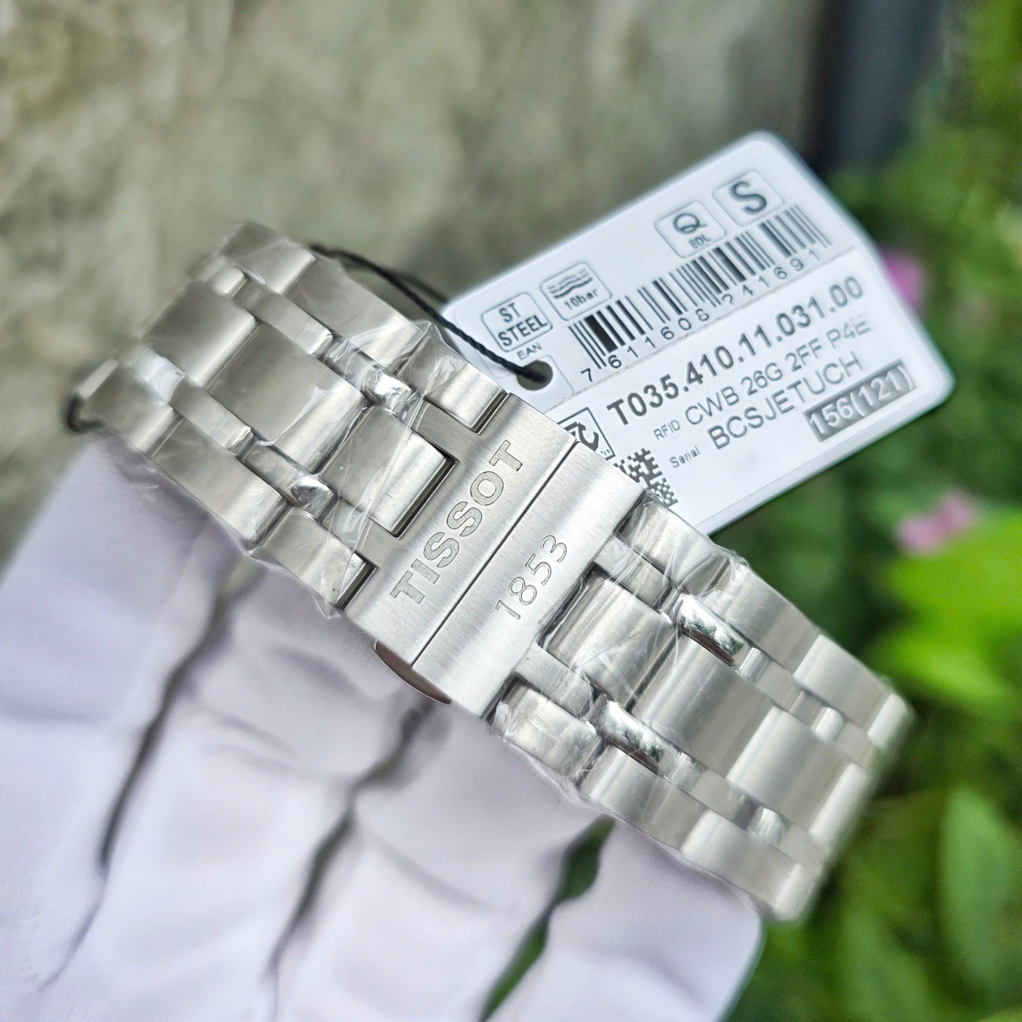 Tissot Chronograph Watch – Silver Metal Bracelet ميناء ابيض واسود