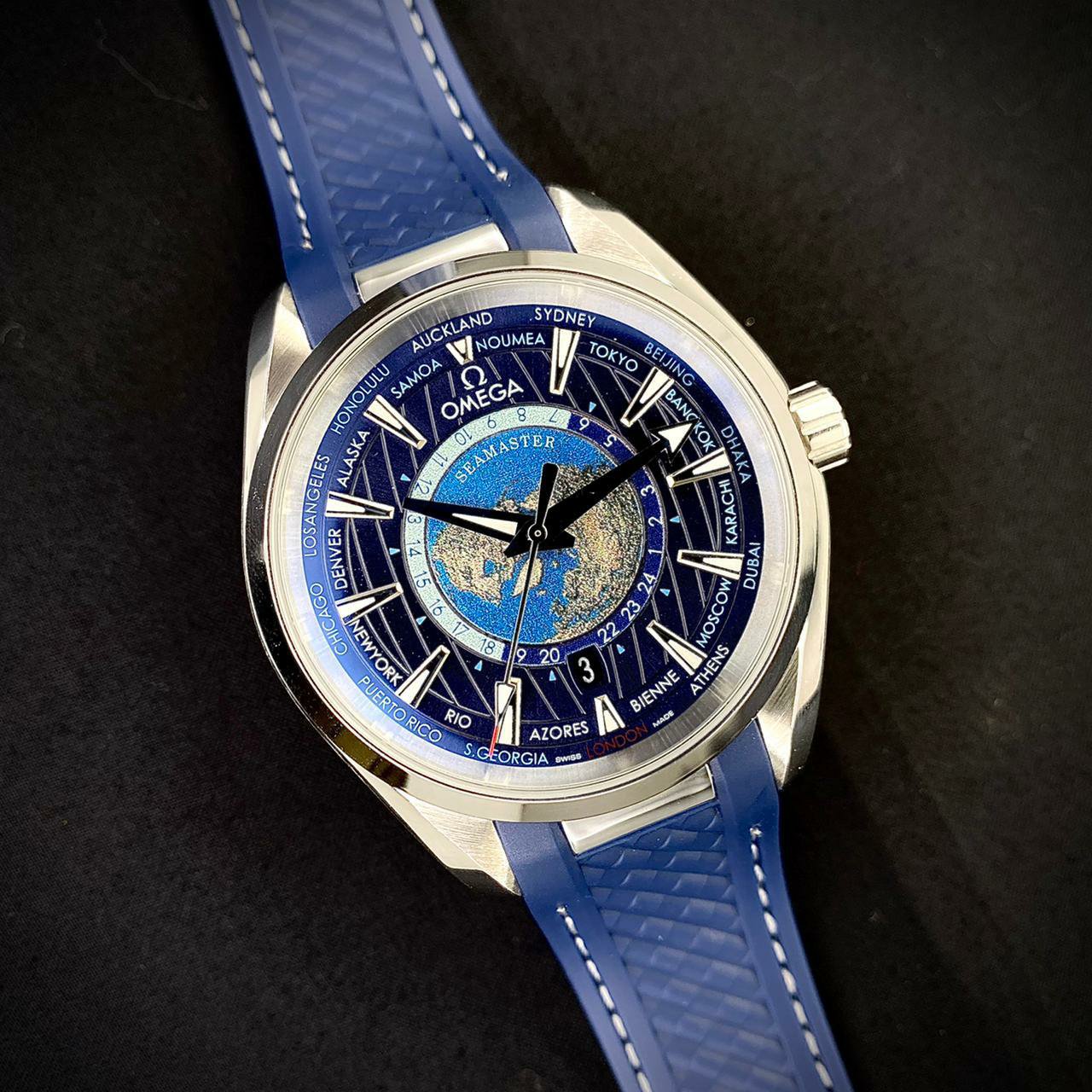 ساعة Omega Seamaster Aqua Terra Worldtimer – Blue Rubber Strap 