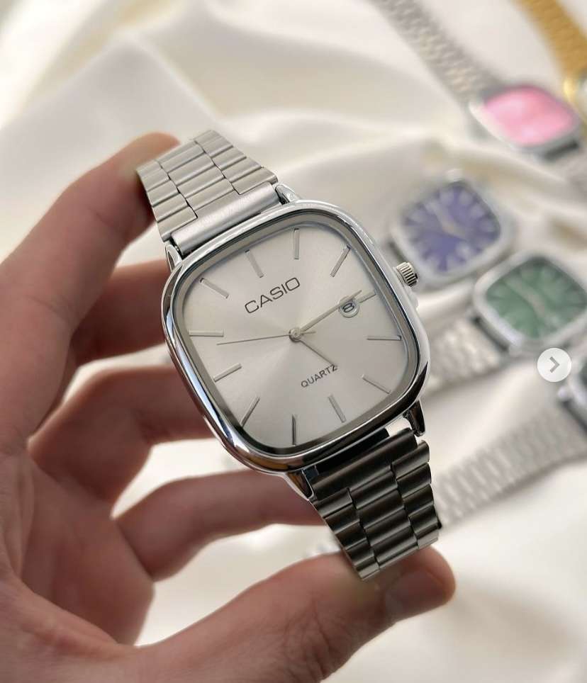 ساعة Casio Women's  Watch – Silver Bracelet & Silver Dial with Date لون سيلفر ميناء سيلفر 