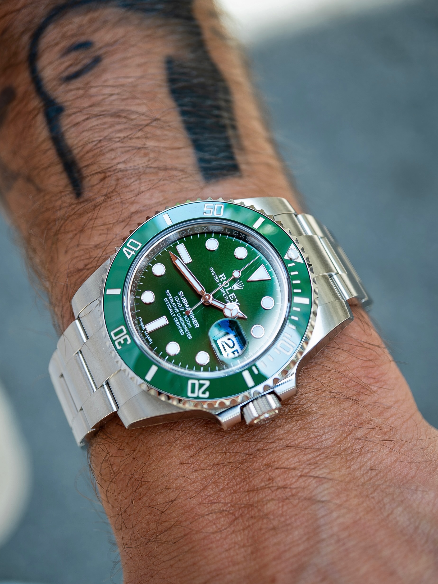ساعة Rolex Submariner Silver Watch – Green Dial with Date
